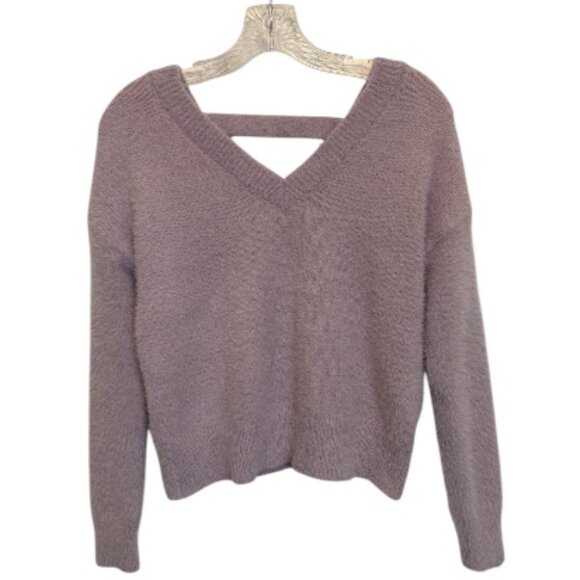Jessica Simpson Fuzzy Cropped V-Neck Sweater XS Lavender Purple Open Back EUC - Picture 1 of 6
